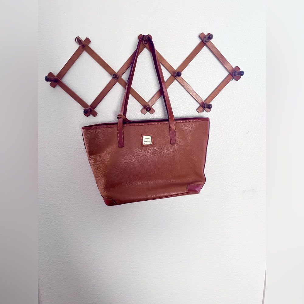Dooney and Bourke tan pebble leather zipper bag